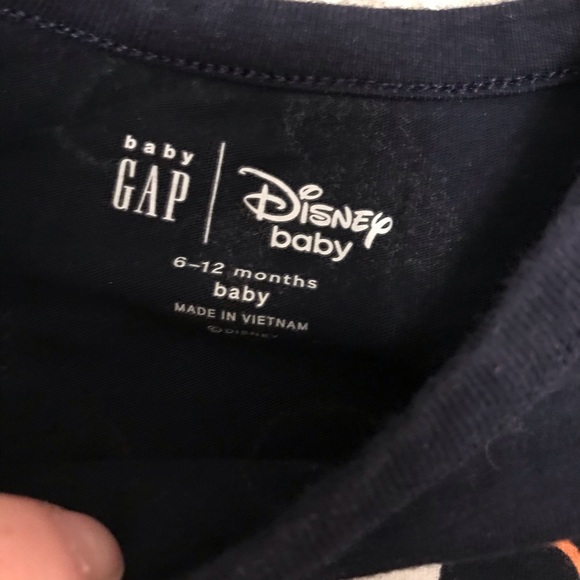 2 x Sleeveless Baby Boy Outfits (6-9 months) - Picture 2 of 3